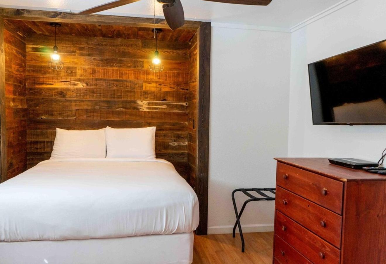 Miners Suite-Centrally Located In Shaver Lake Exterior photo
