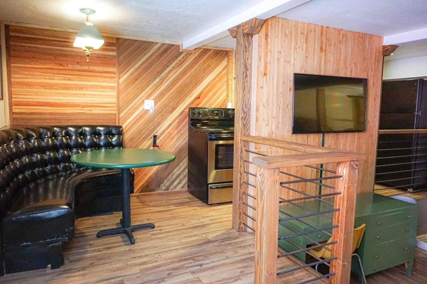 Miners Suite-Centrally Located In Shaver Lake Exterior photo